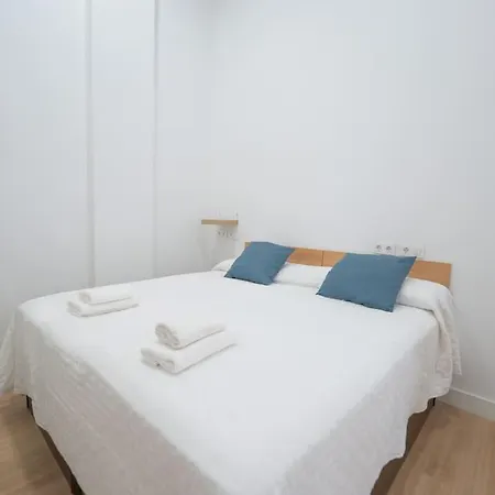 Estudio A Estrenar En San Bernardo Apartamento Sevilla